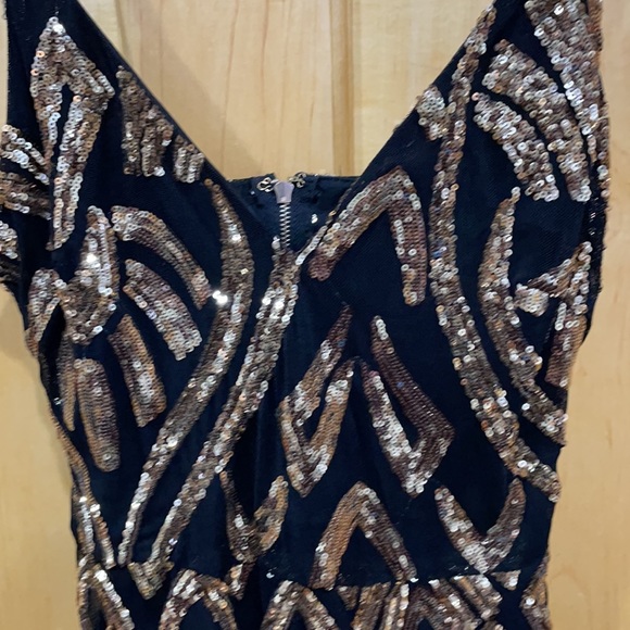 Privy gold sequin skinny strap zipper back size S - Picture 3 of 7